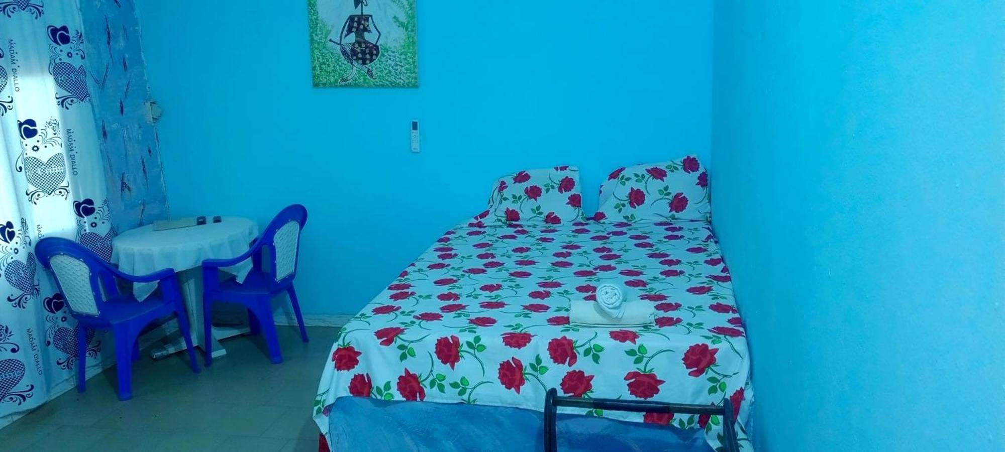 Hotel Chez Paolo à Toubab Dialo Extérieur photo